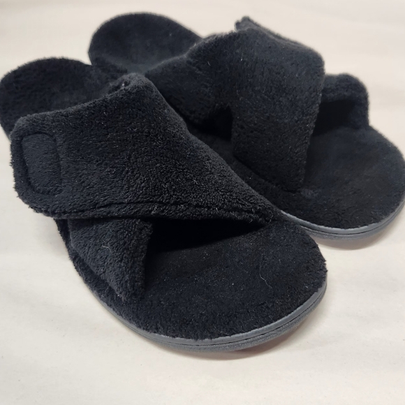 Vionic Black Women's Slippers - Picture 1 of 10